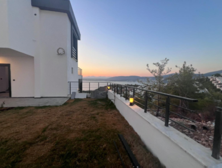 4 In 1 Villa Mit Pool Mit Meerblick Zu Verkaufen In Didim Akbuk